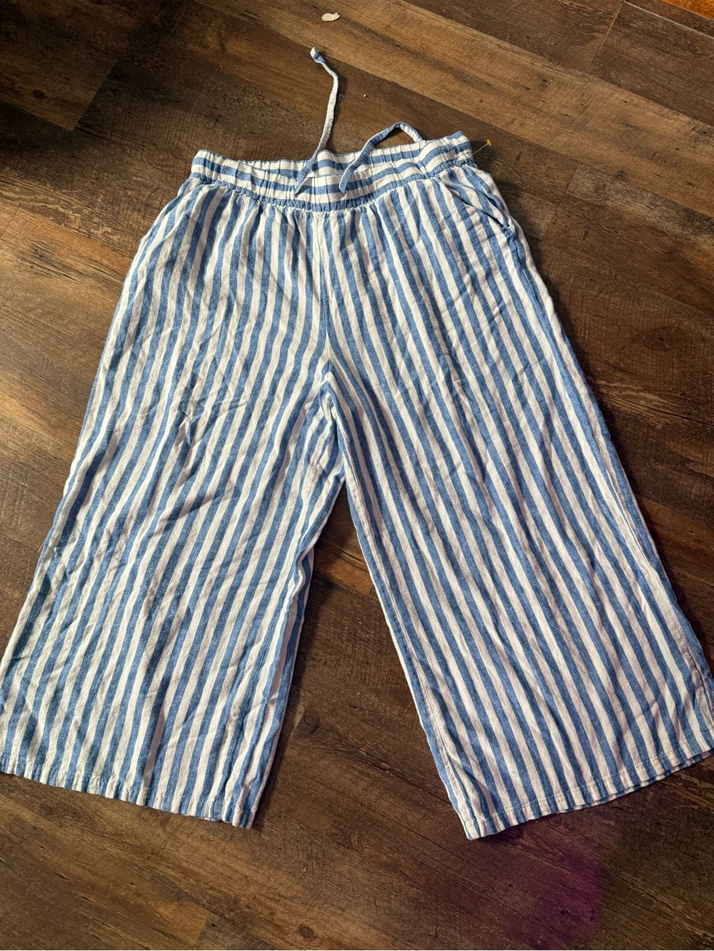 Ava & Viv Blue and White Striped Pull-On Wide-Leg Pants